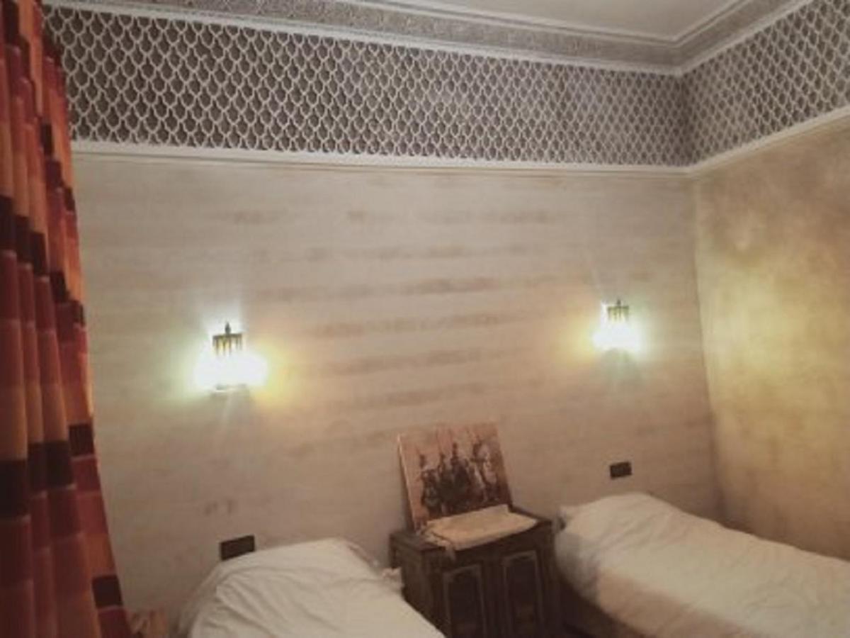 Riad Sidi Hicham Ouled Bouzid Luaran gambar