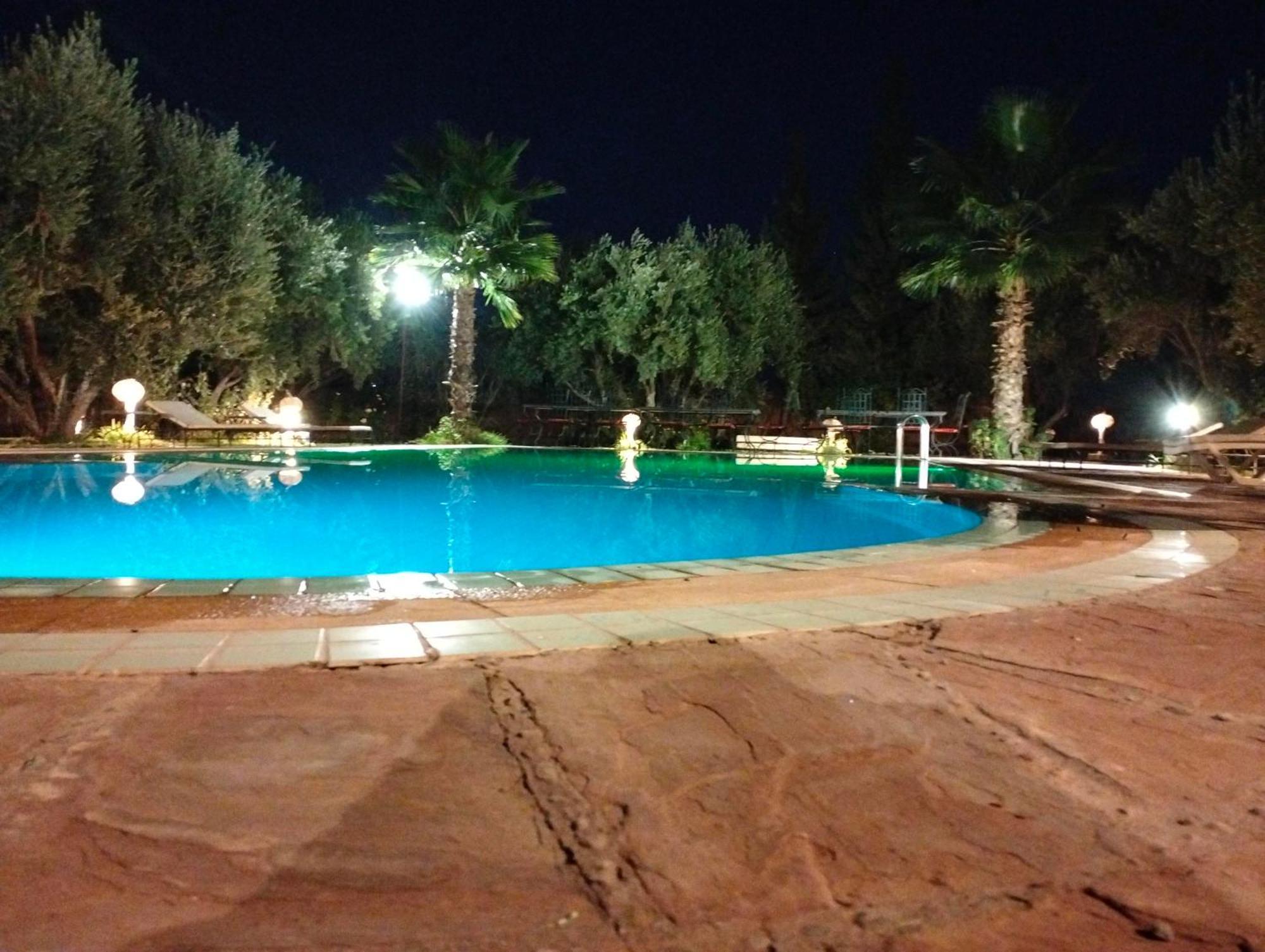 Riad Sidi Hicham Ouled Bouzid Luaran gambar