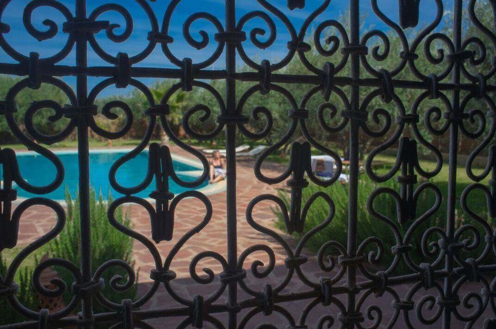 Riad Sidi Hicham Ouled Bouzid Luaran gambar
